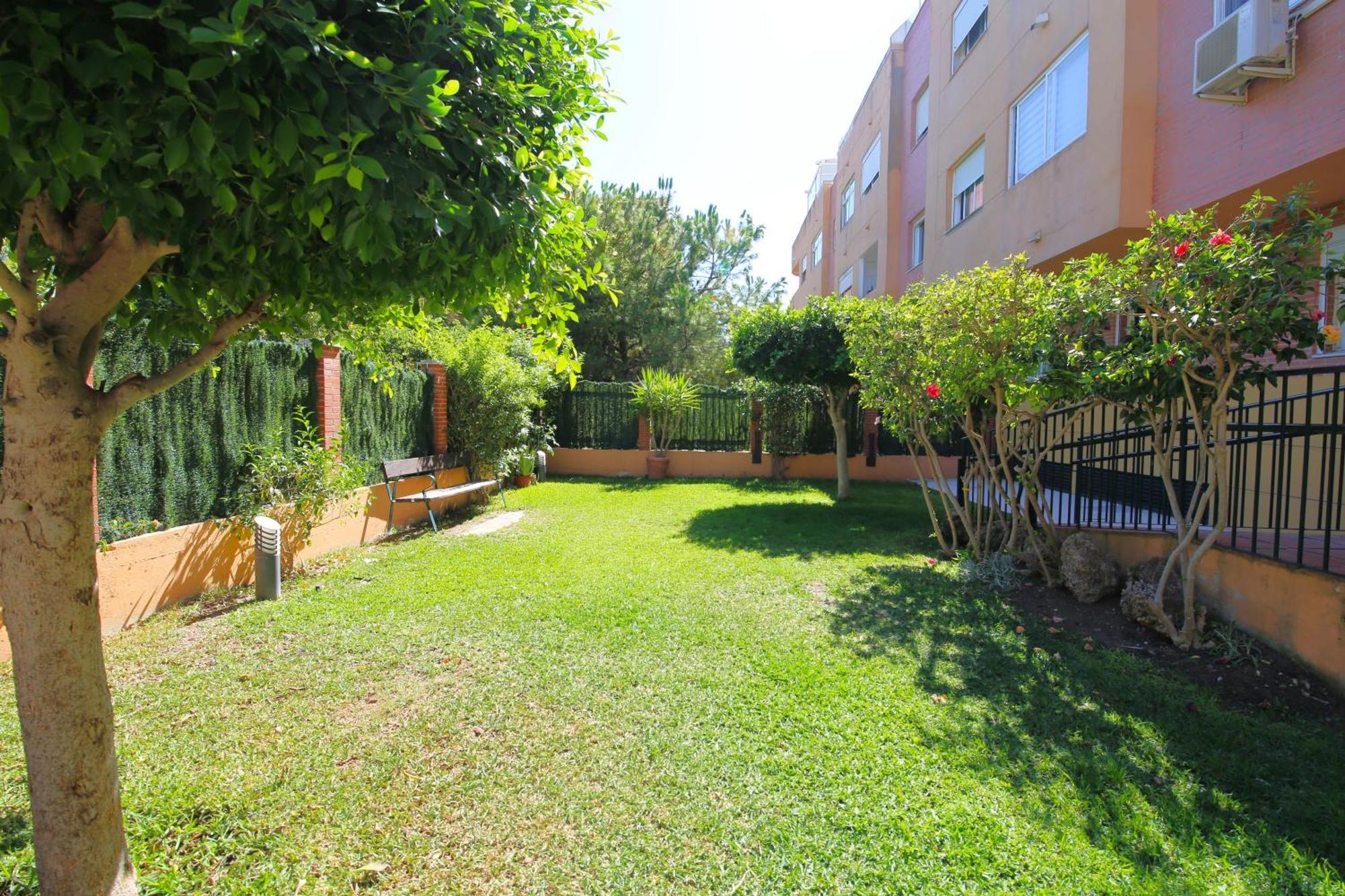 Estepona Town Apartment Carmen Exterior photo